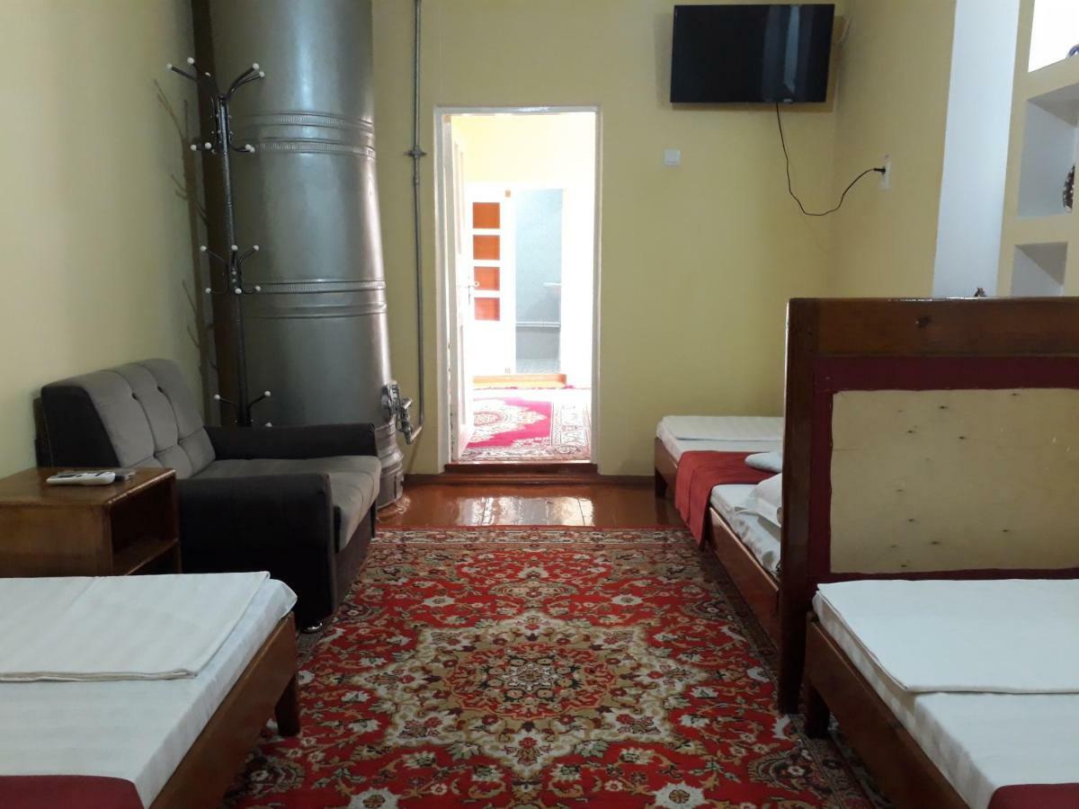 Amir-Yaxyo Hotel Buchara Exteriör bild
